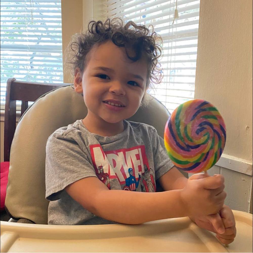 Meet your Posher, Yvette